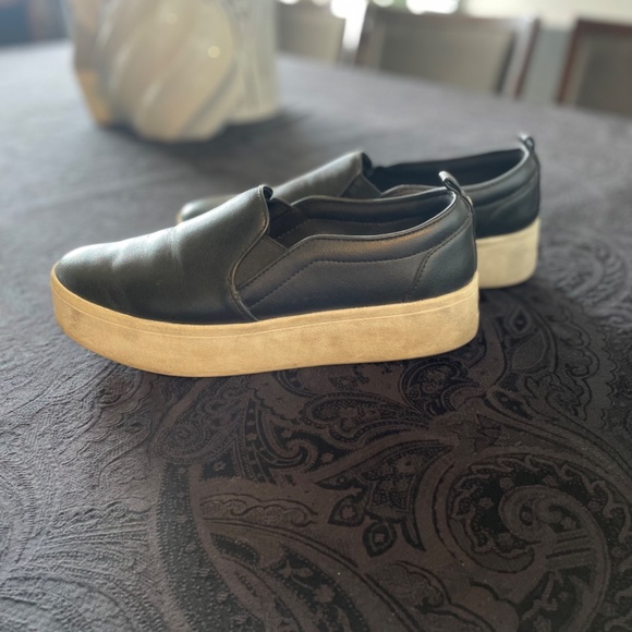 Shoes - Picture 3 of 3